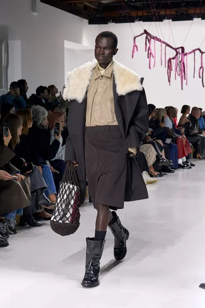 Look 54
